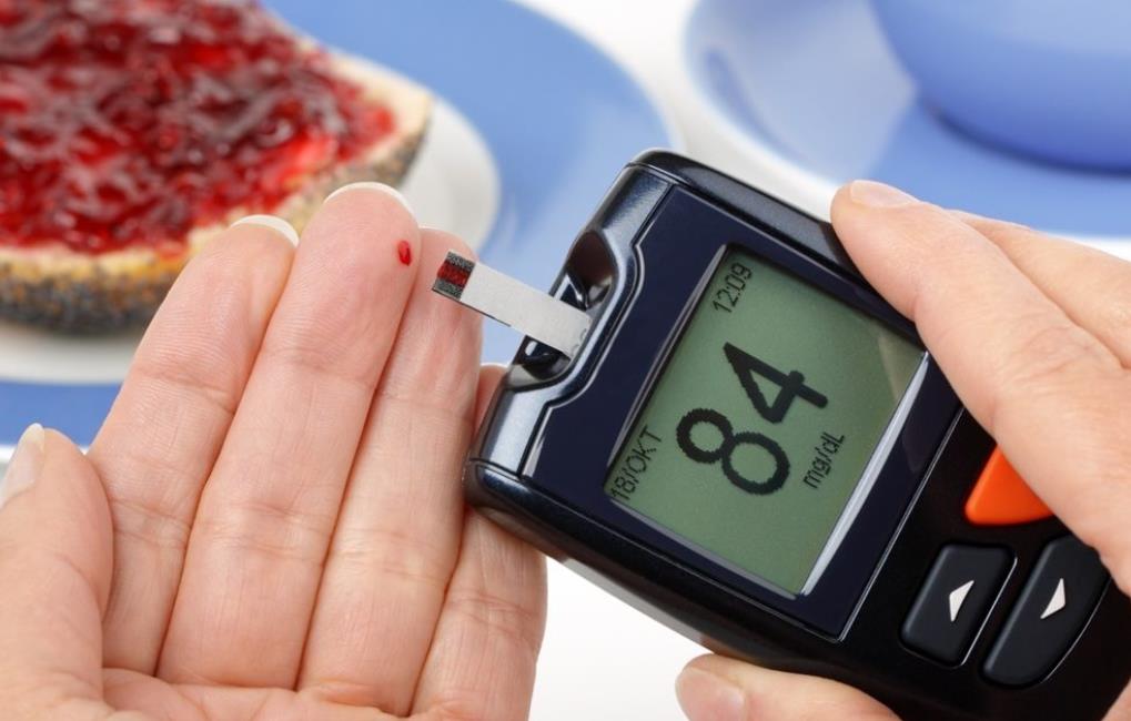 بدقيقة .. طريقة معرفة نسبة سكر الدم في جسم الانسان من دون جهاز