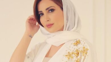 نسرين طافش تتعرض للانتقادات بسبب الحجاب ويوم عرفه في تهنئه عيد الاضحى