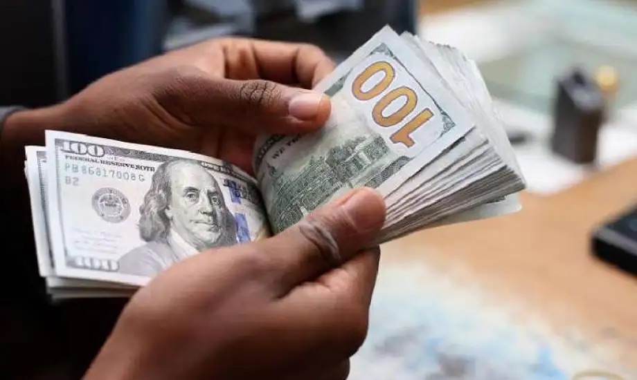 ارتفاع سعر الدولار مقابل الدينار العراقي اليوم الثلاثاء 1 اغسطس / اب 2023